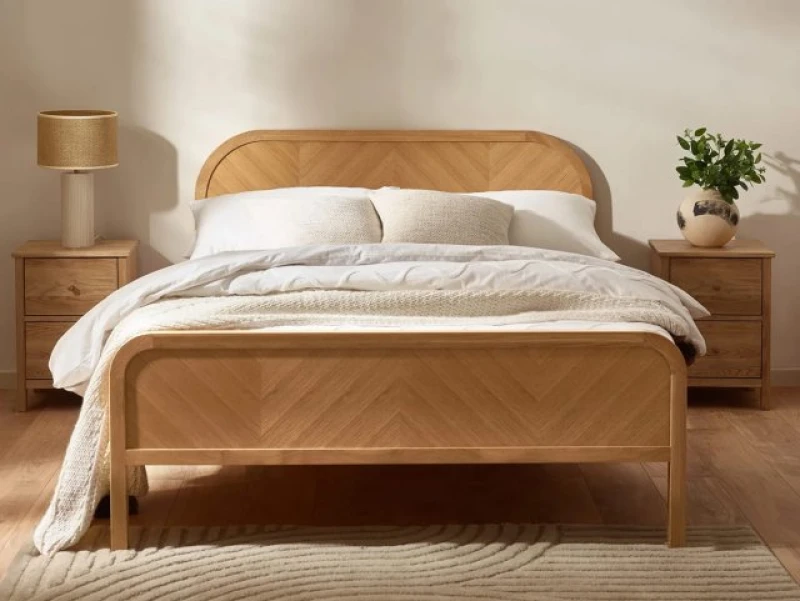 Image of Julian Bowen Milo Oak Wooden Bed Frame - 4ft6 Double
