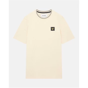 Image of Lyle and Scott Patch Logo T-Shirt - Orange