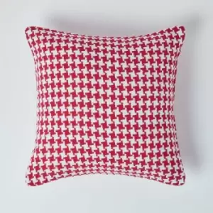 Image of Homescapes - Houndstooth 100% Cotton Cushion Cover Red, 60 x 60cm - Red - Red