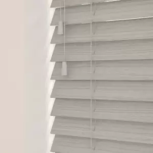 Image of Wooden Venetian Blinds With Strings135RORW