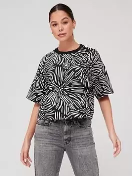 Image of Converse Chuck Animalier Allover Boxy Tee, Black, Size S, Women