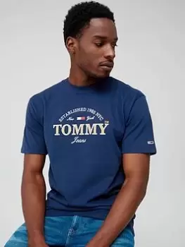 Image of Tommy Jeans Tjm Clsc Modern Prep Front Logo T-Shirt