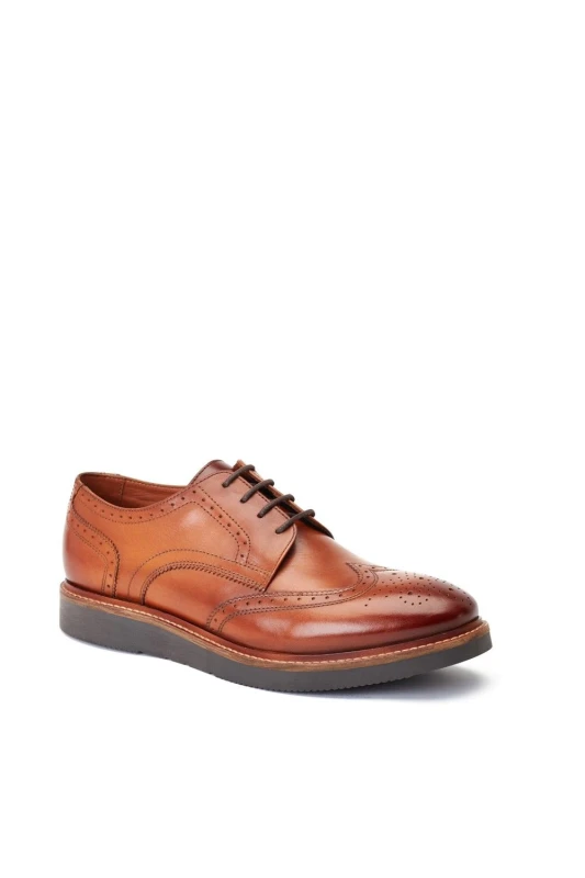 Image of Base London Base London Men Joe Brogue Shoe in Tan Size: 8 Tan 8 Male 5038538362227