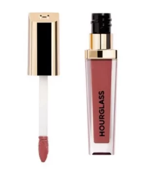 Image of Hourglass Velvet Story Lip Cream Indulge
