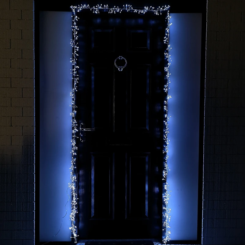 Image of 5.5m 880 LED Indoor Outdoor Christmas Door Lights in Cool White