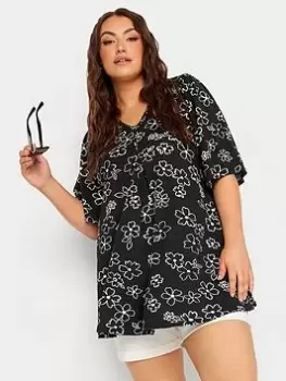 Image of Yours Yours Flower Pleat Angel Sleeve Swing Top, Black, Size 18, Women