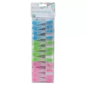 Image of Jvl Prism Soft Touch Flower Design Pegs, Pack Of 20