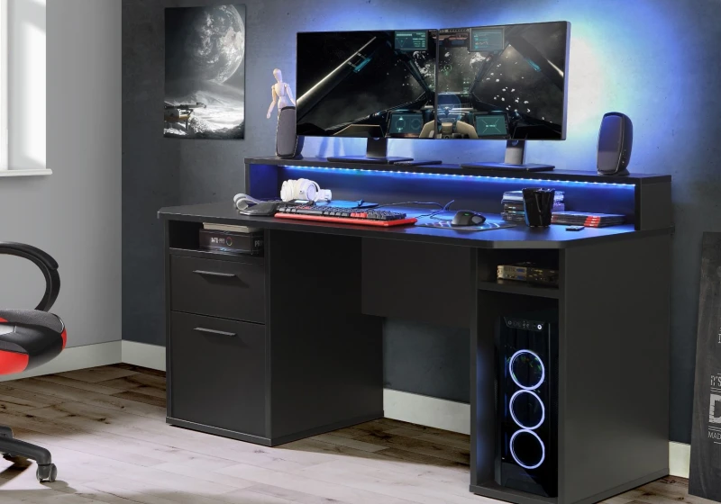 Image of Flair Power Z Gaming Desk in Black Unisex