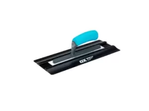 Image of OX Tools OX-P532418 18" / 455 x 138mm Pro Semi Flex Plastic Trowel