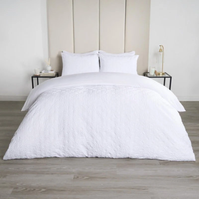 Image of OHS OHS Geometric Embossed Duvet Cover Bedding Set Textured in White Size: Double White Double Unisex 5027434181773