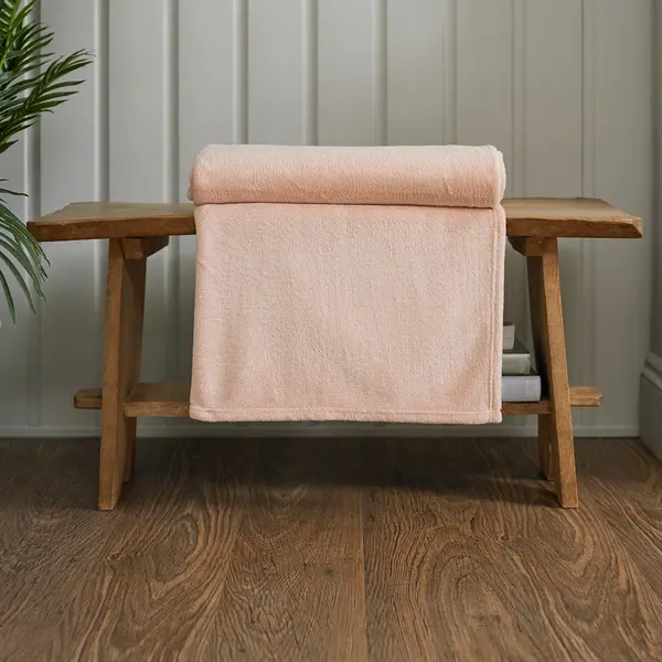 Image of Deyongs Snuggle Touch Throw, Pink