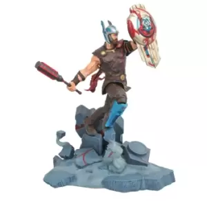 Image of Marvel Milestones Thor Ragnorok Gladiator Thor Statue