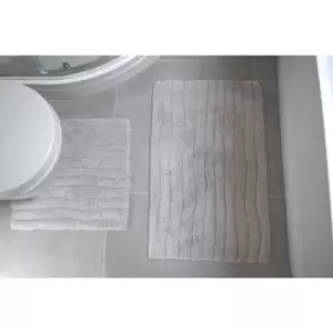 Image of Finley Two Piece Ribbed 100% Cotton Bathmat & Pedestal Set Silver