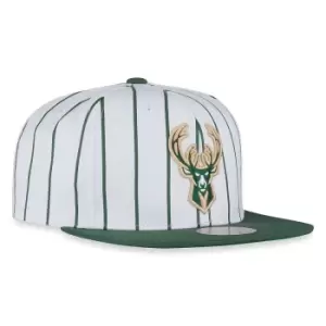 Image of Mitchell And Ness Nba Retro Pinstripe Snapback Milwaukee Bucks, Milwaukee Bucks, Male, Headwear, HHSS3471-MBUYYPPPWHIT