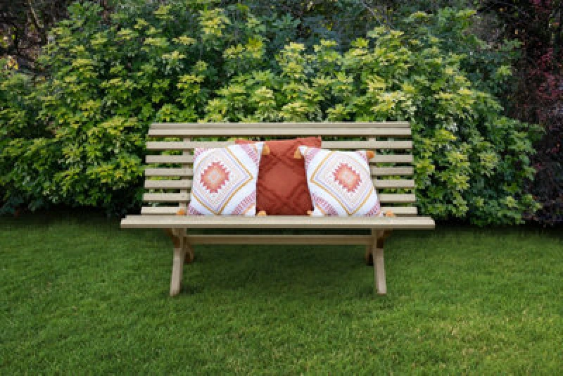 Image of Forest Kuba Curved Wooden Garden Bench 4'11 x 2'5 (1.50m x 0.74m)