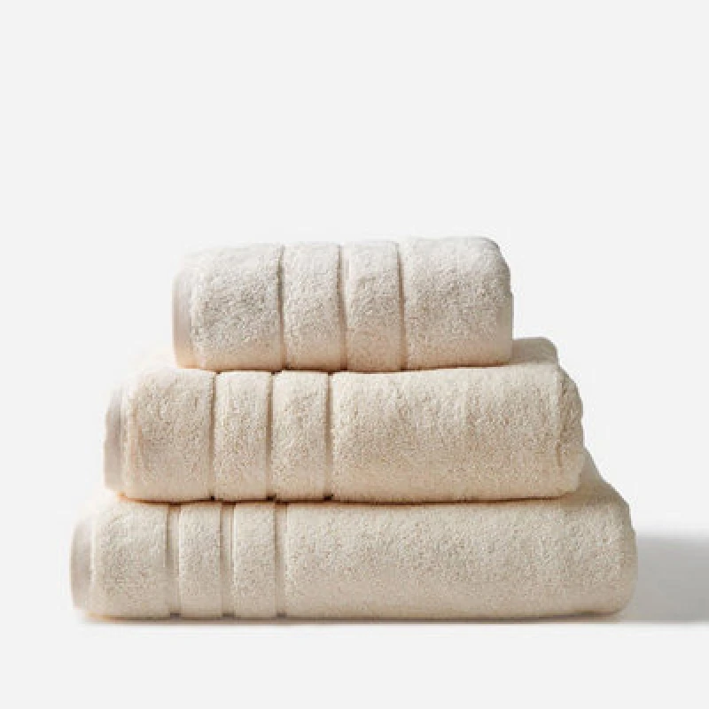 Image of Allure Bath Fashions Hotel Luxury Heavweight Bath Towel Cream