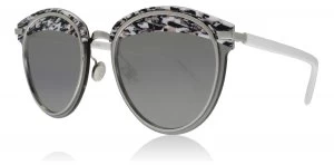 Image of Christian Dior Offset1 Sunglasses White Grey W6Q 62mm