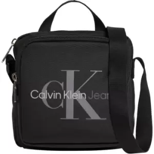 Image of Calvin Klein Jeans Sport Essentials Camera BAG17 Mo - Black