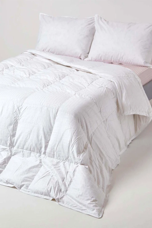 Image of Homescapes Premium White Goose Down 10.5 Tog Double Size Autumn Duvet