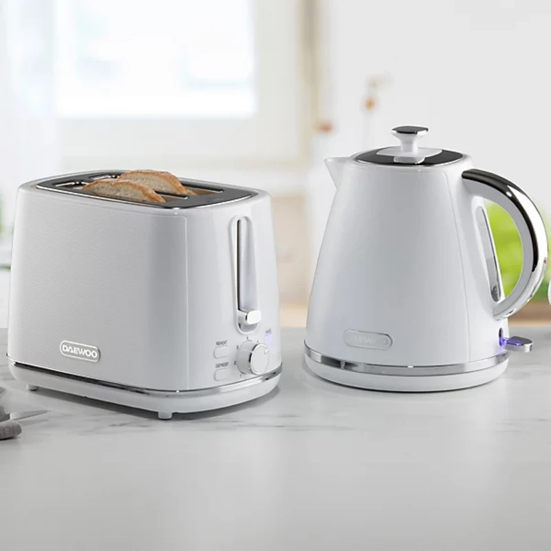 Image of Daewoo SDA2678GE Stirling Pyramid 1.7L Kettle & 2 Slice Toaster Set