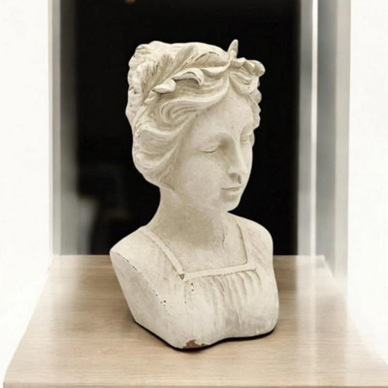 Image of MSL 38CM CREAM RESIN BUST