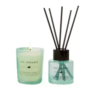 Image of Wax Lyrical Gifts & Sets Dictionary Daydreamer Set