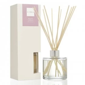 Image of Linea Linea Glass Reed Diffuser - Wild Fig and Vanilla