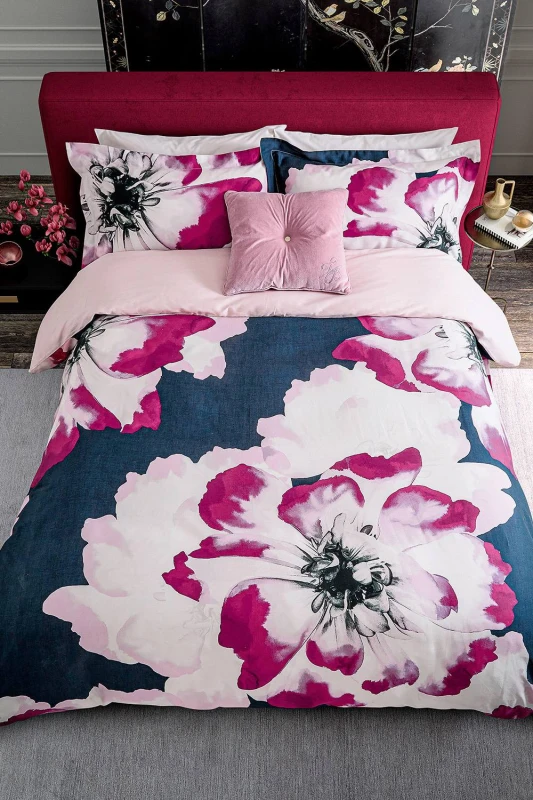 Image of Ted Baker 'Inky Bloom' Cotton Duvet Cover Set in Navy Size: King Navy Unisex King