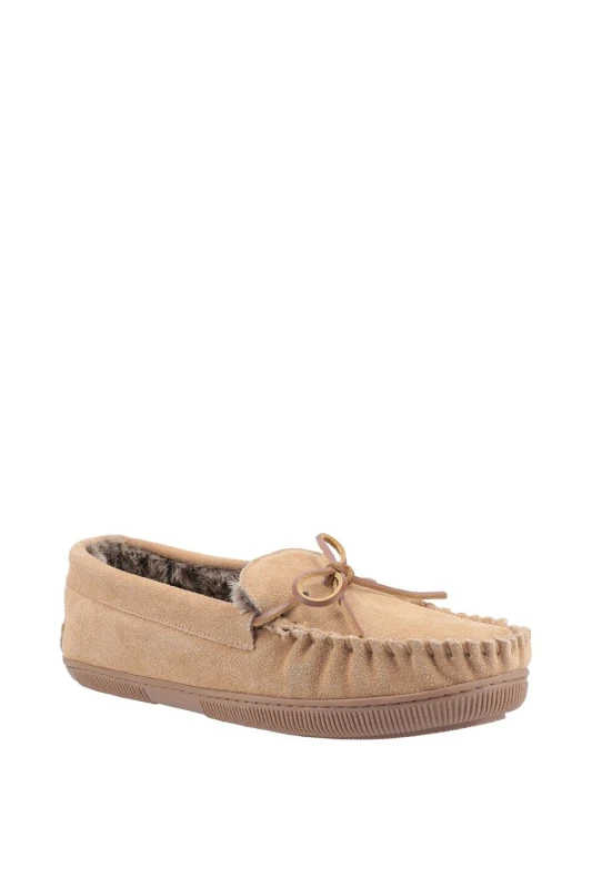 Image of Hush Puppies Hush Puppies Men 'Ace' Suede Classic Slippers in Tan Size: 11 Tan 11 Male 5038600713971