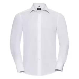 Image of Russell Collection Mens Long Sleeve Poly-Cotton Easy Care Tailored Poplin Shirt (S) (White)