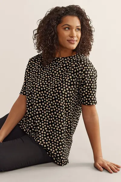 Image of Evans Printed Crepe Top Black