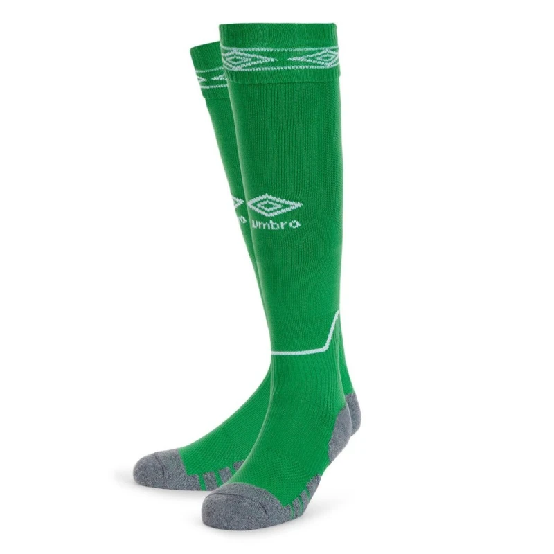 Image of Umbro Umbro Men Diamond Football Socks in Green Size: large Green L Male 5063238120594