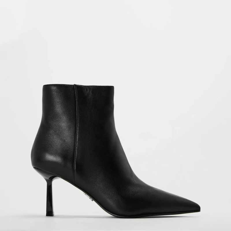 Image of Steve Madden Womens Sabine Ankle Heeled Boots Black Lthr female 7 (40)