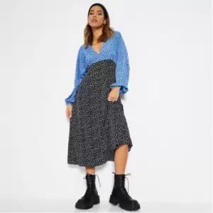 Image of I Saw It First Heart Print Contrast Woven Midaxi Dress - Black