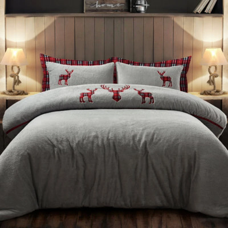 Image of Velosso Standing Stag Teddy Warm And Cosy Duvet Cover And Pillowcase Set - Silver