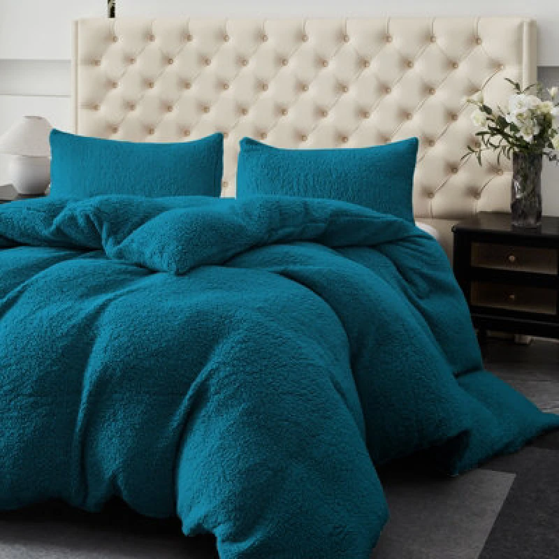 Image of Ezysleep Ezysleep Winter Warm Soft Teddy Fleece Duvet Set in Teal Size: Single Teal Single Unisex 0721545366450