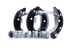 Image of Bosch Brake Set, drum brakes 0 204 114 591 MERCEDES-BENZ,A-Klasse (W168)