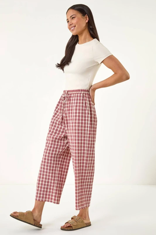 Image of Roman Womens Petite Gingham Stretch Cropped Trouser in Red Size: 12 Red Female 12