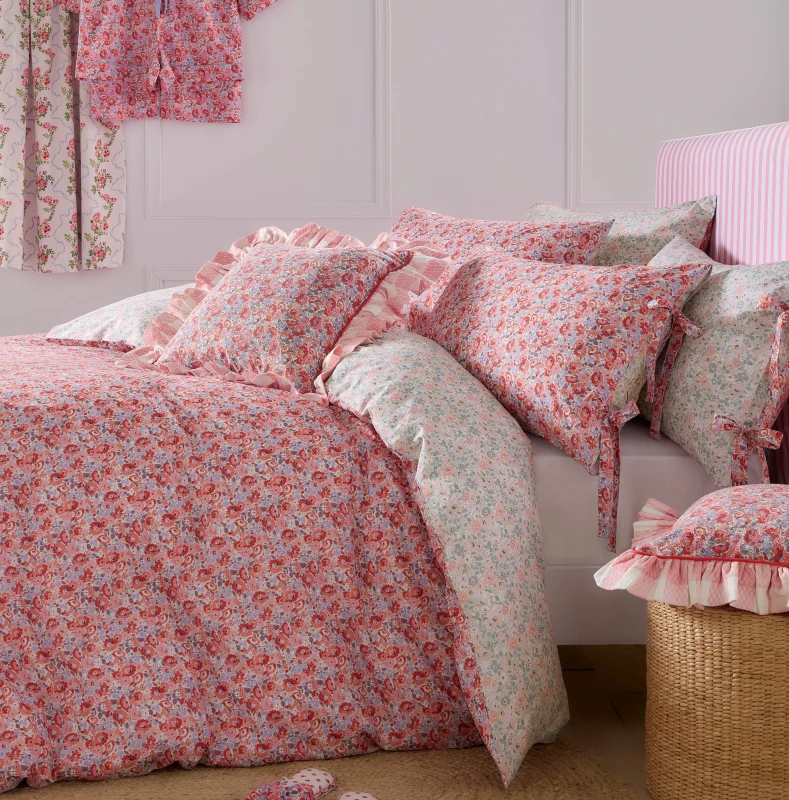 Image of Cath Kidston Ditsy Archive Pink Duvet Cover Set Floral Themed King Bedding Set - Cath Kidston CKDITSY01KQ