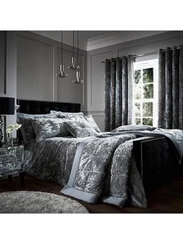 Image of Catherine Lansfield Catherine Lansfield Crushed Velvet Duvet Set - Sk