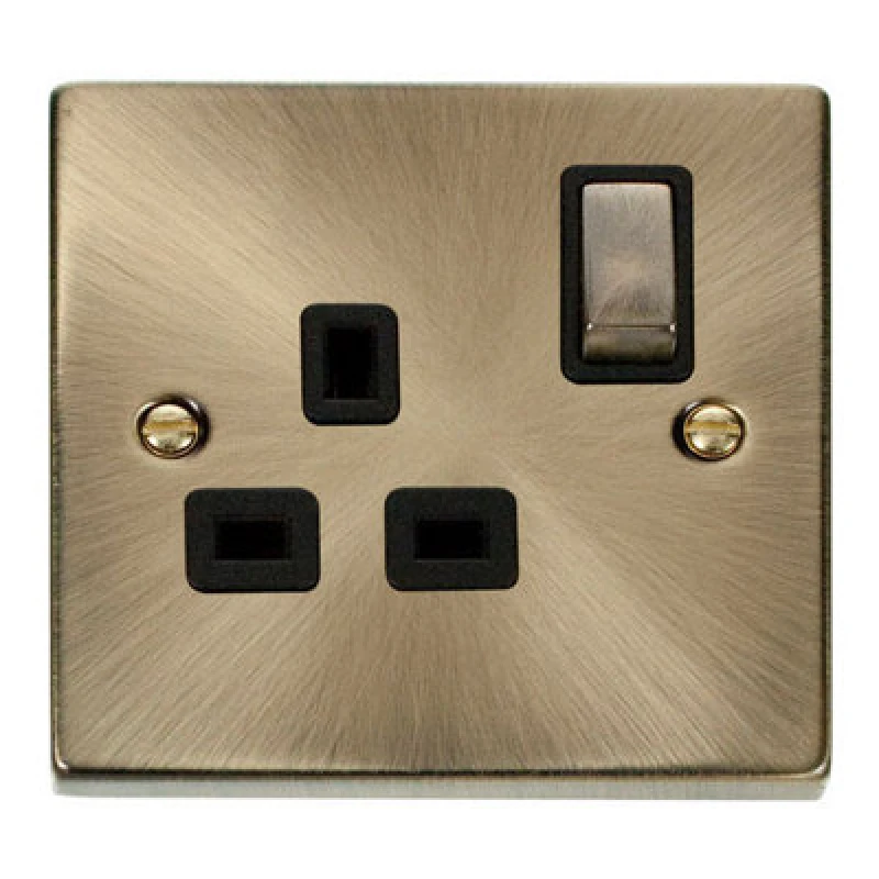 Image of SE Home Antique Brass 1 Gang 13A DP Ingot Switched Plug Socket Gold unisex