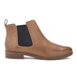 Image of Clarks Womens Taylor Shine Leather Chelsea Boots - Tan - UK 3