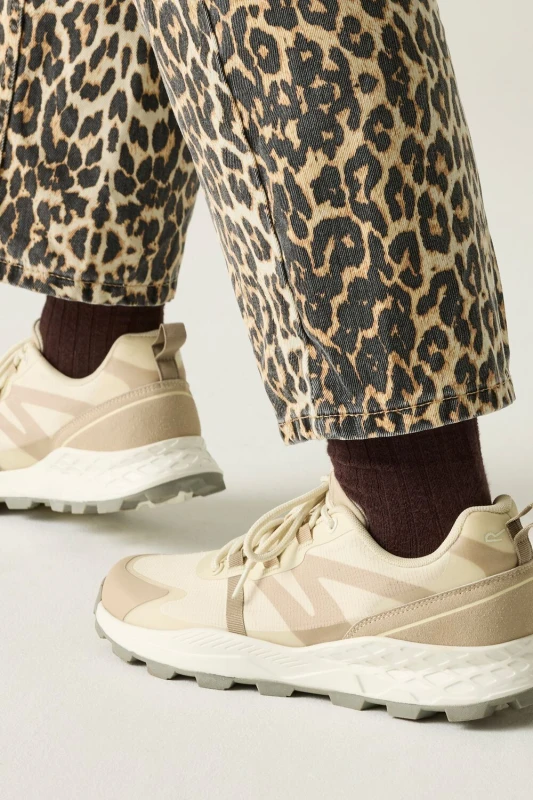 Image of Regatta Womens Lady 'Leighton' Active Trainers in Cream Size: 4 Cream Female 4