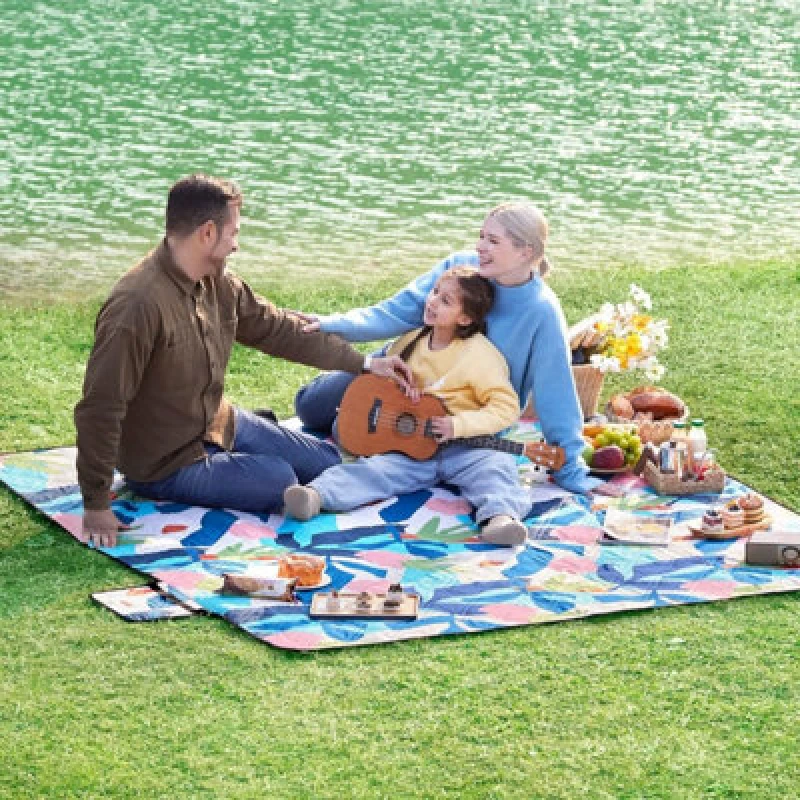 Image of Songmics Large Waterproof Picnic Mat, Ideal For Camping, Garden, Park, And Beach, Easily Washable And Foldable, Colourful Fern