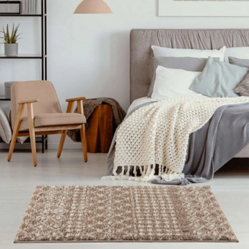 Image of THE RUGS Soft Moroccan Diamond Shaggy Rugs & Runners Beige Ivory Living Room Size: 80cm x 150cm Beige Unisex 80cm x 150 cm