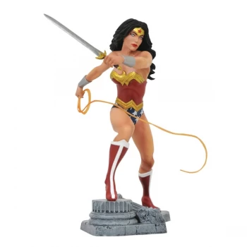 Image of Wonder Woman Lasso DC Comic Gallery PVC Figure