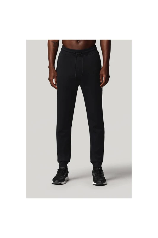 Image of Castore Mens Flex Jogger in Black Size: Medium Black Male M