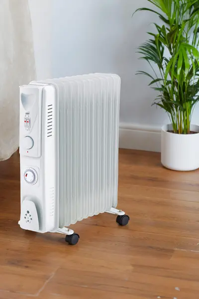 Image of Neo 2500W 11 Fin Electric Oil Filled Radiator With Timer Off White