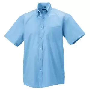 Image of Russell Collection Mens Short Sleeve Ultimate Non-Iron Shirt (15inch) (Bright Sky)