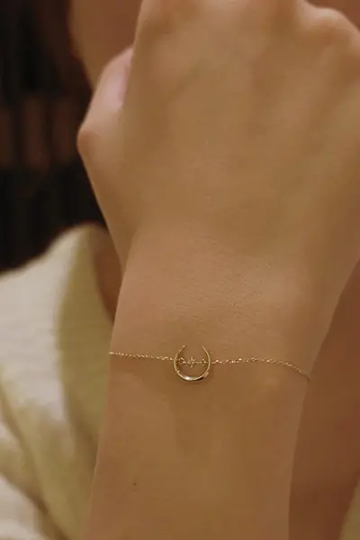 Image of Elk & Bloom Sterling Silver Crescent Moon and Star Bracelet Silver